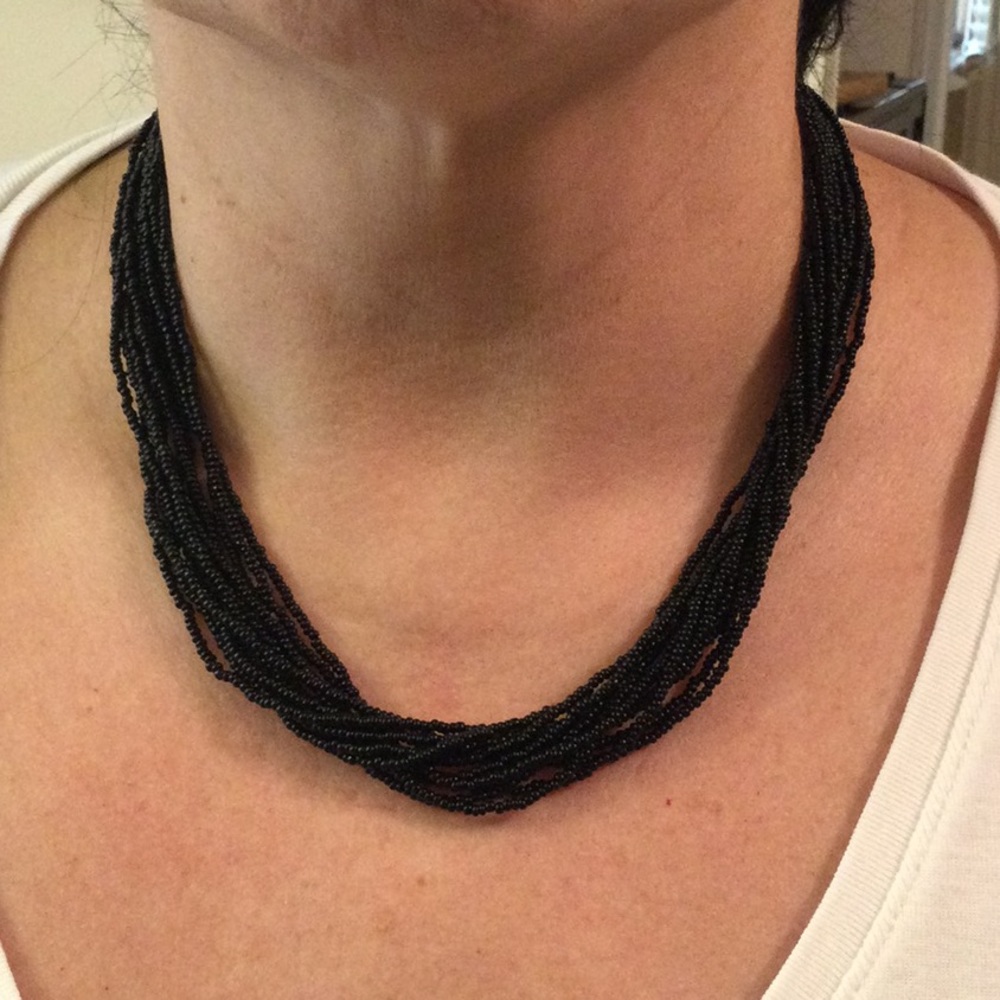 Multi strand black small bead necklace. - Picture 5 of 6